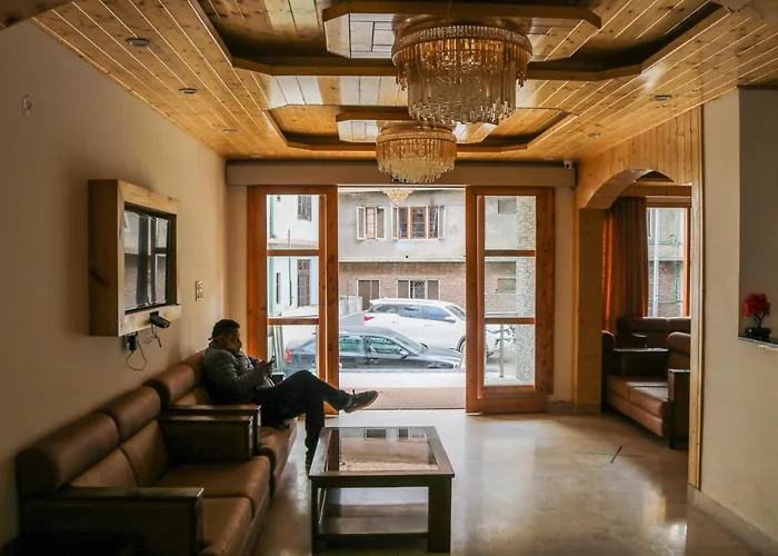 Tanwar Villa Manali (Himachal Pradesh)